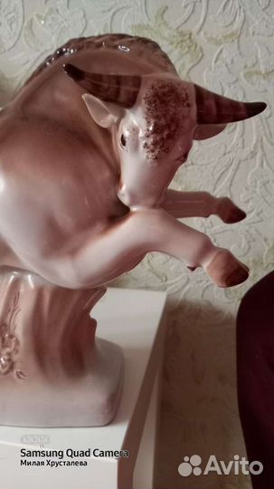 Бык фарфоровый