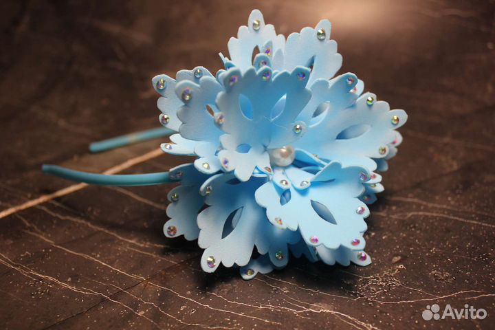 Ободок голубой снежинка