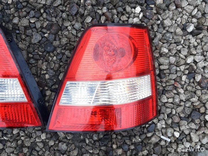 Фонарь Киа Соренто 1 оригинал