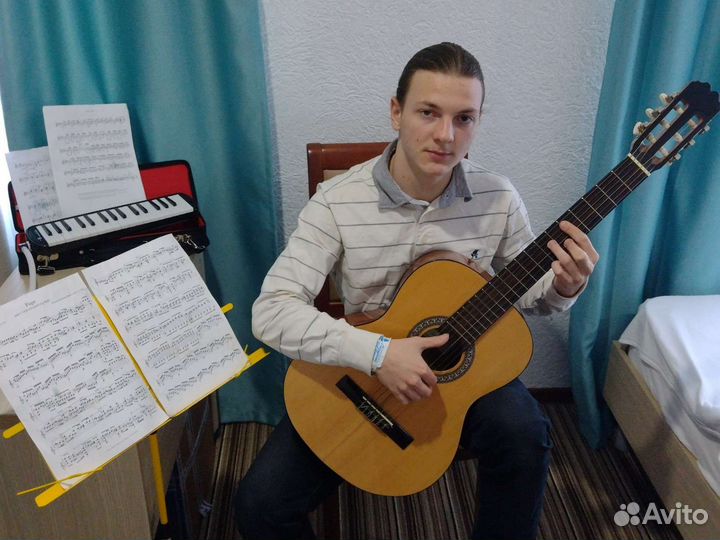 Уроки игры на Гитаре и Музыки