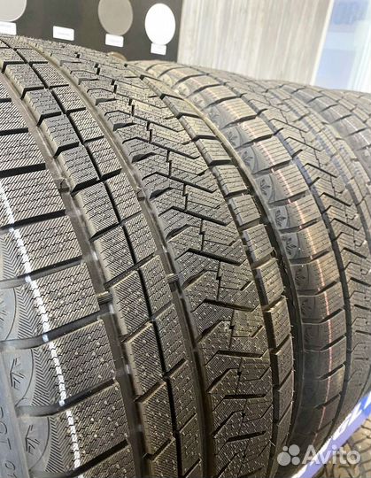 Triangle PL02 275/45 R21 110V