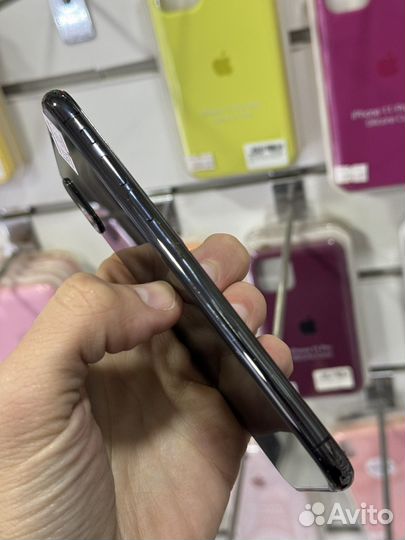 iPhone X, 64 ГБ