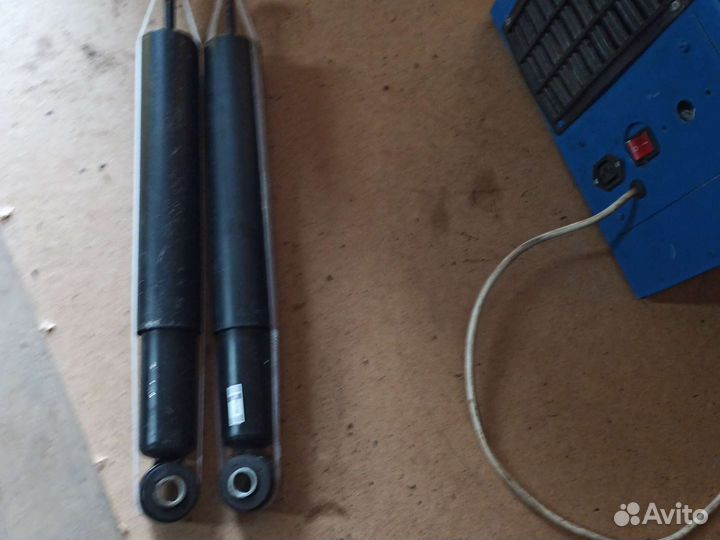 Амортизаторы Cherri