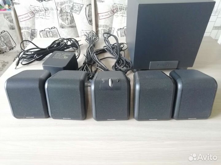 Компьютерные колонки 5.1 philips