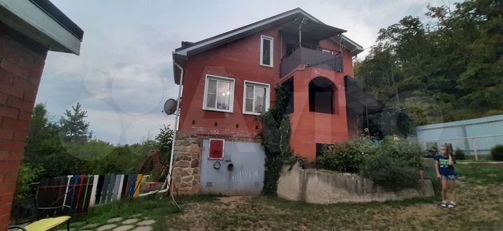 Дом 183 м² на участке 20 сот.