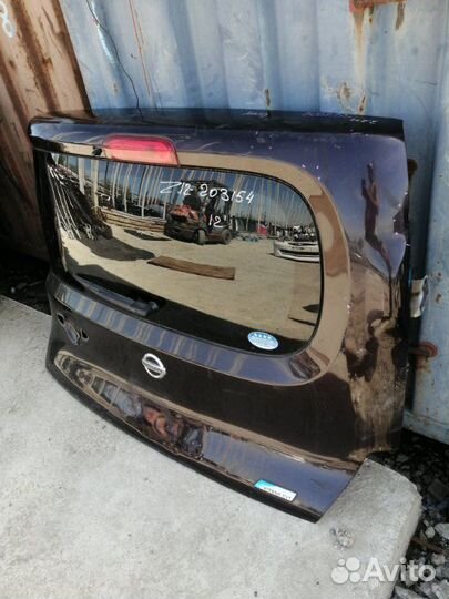 Дверь багажника Nissan Cube Z12