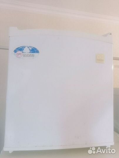 Холодильник маленький