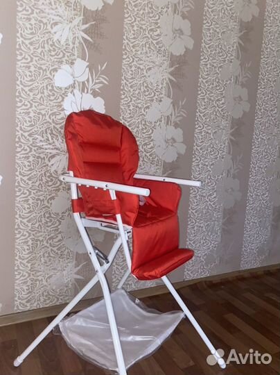 Детский стульчик для кормления