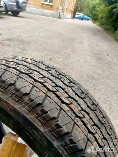 Bridgestone Dueler 684 245/70 R16