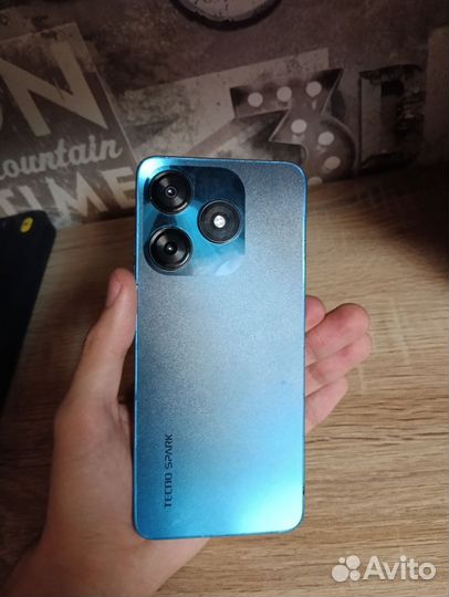 TECNO Spark 10, 8/128 ГБ
