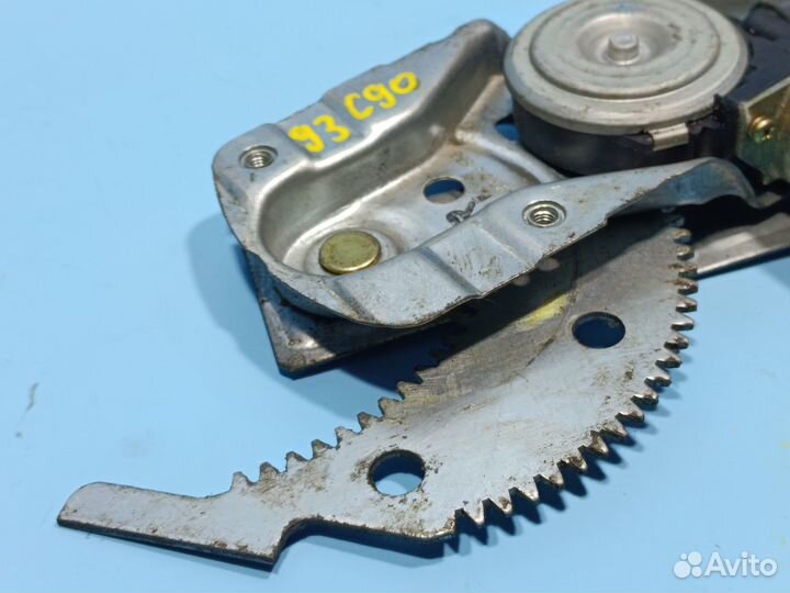 Стеклоподъёмник задний правый для Mazda 323 BJ