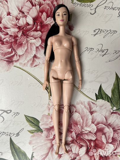 Барби неко йога