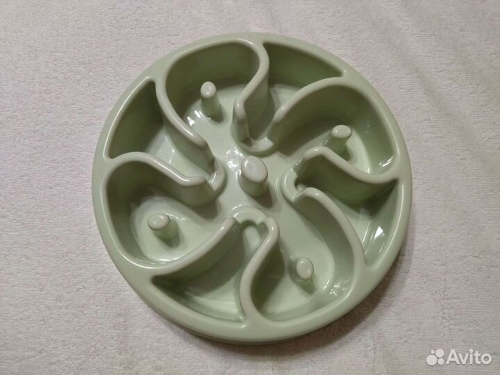 Медленная кормушка/миска для собак