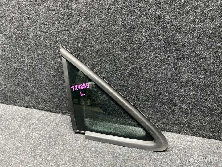 Стекло кузовное переднее правое Volkswagen Touran