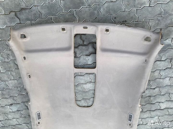 Обшивка потолка Toyota Sequoia