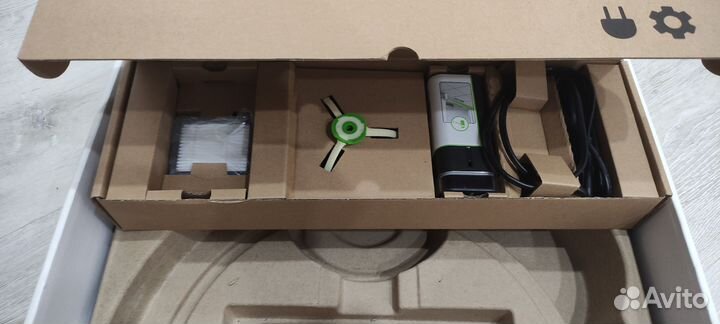 Робот пылесос irobot roomba i7