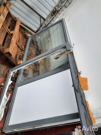 Дверь балконная