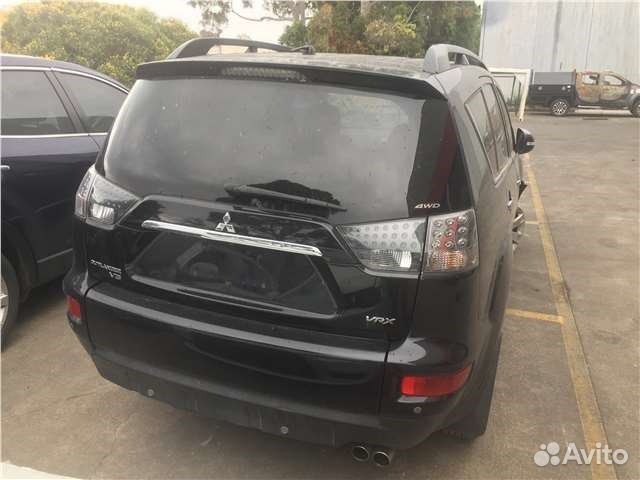 Разбор на запчасти Mitsubishi Outlander XL