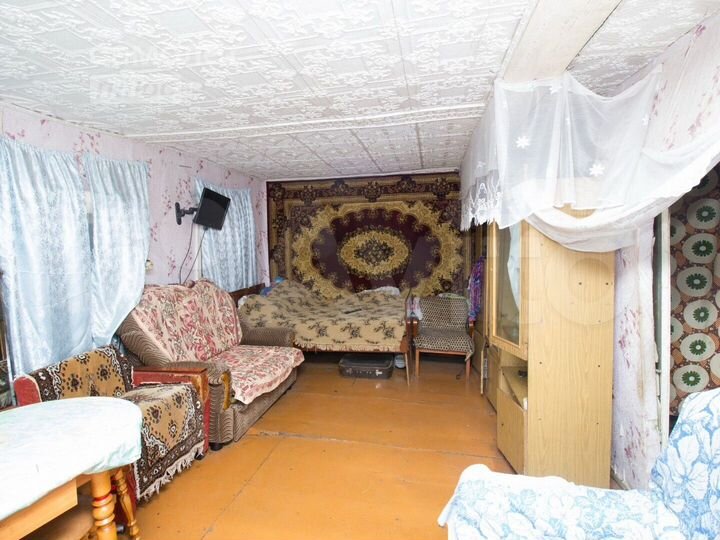 Дом 25 м² на участке 50 сот.