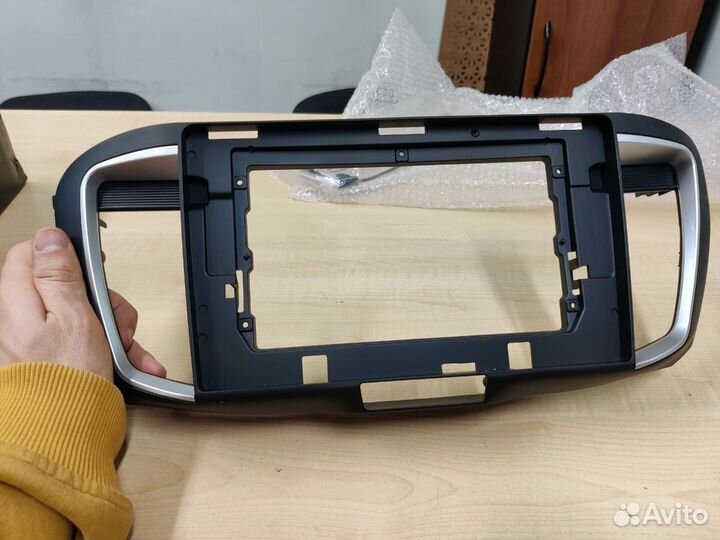 Переходная рамка в Honda Accord 2013-2020 10