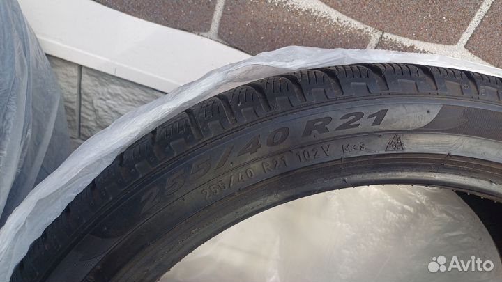 Pirelli Scorpion Winter 255/40 R21