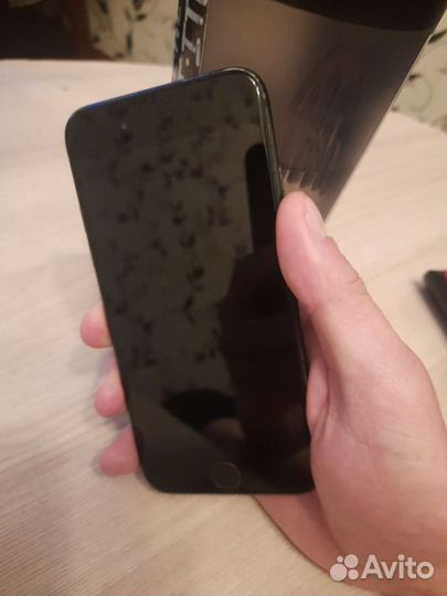 Телефон iPhone 7 128gb