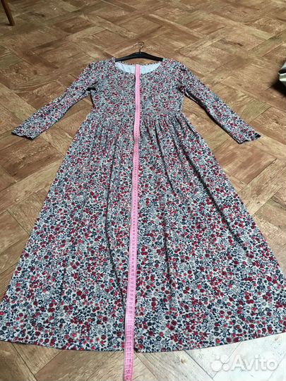 Платье в цветочек 44 размер