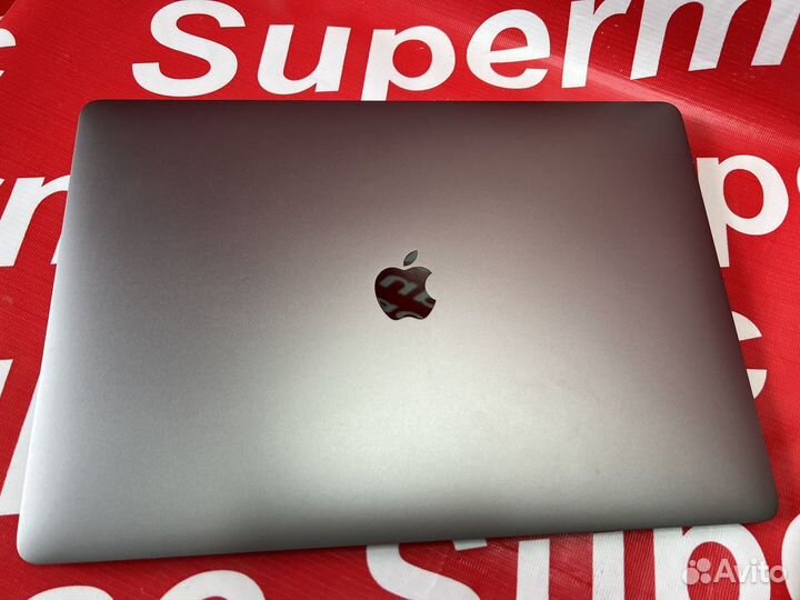 MacBook Pro 15 2019 i9 512 93 цикла