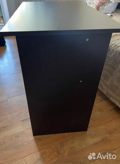 Письменный стол