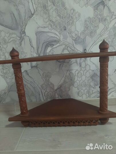 Полка настенная угловая