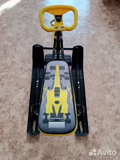 Детский снегокат бу