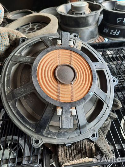 Land Rover range rover sport Сабвуфер