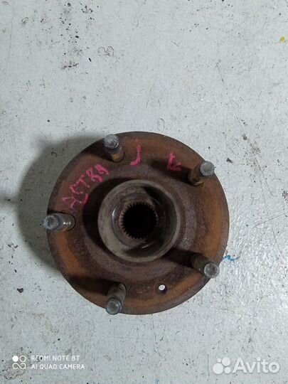 Ступица передняя левая Opel Astra J P10 A16XER