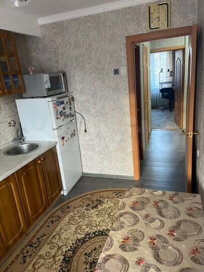 3-к. квартира, 57 м², 3/9 эт.