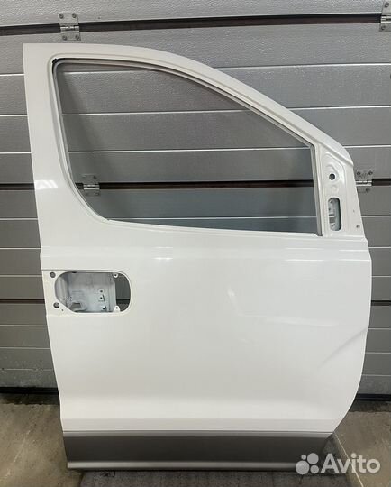 Дверь передняя правая hyundai H1 2018