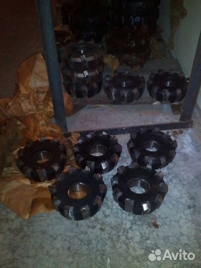 Продаю металлорежущий инструмент