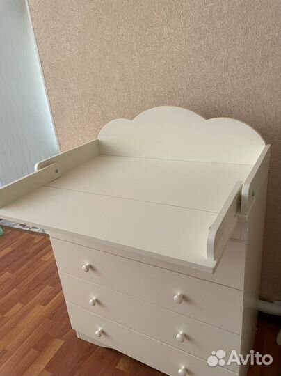 Кровать и комод детский