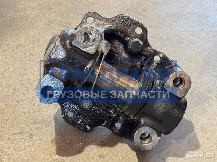 Поворотный кулак правый Ман Тгс в сборе