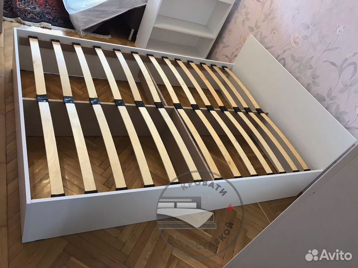 Кровать двухспальная