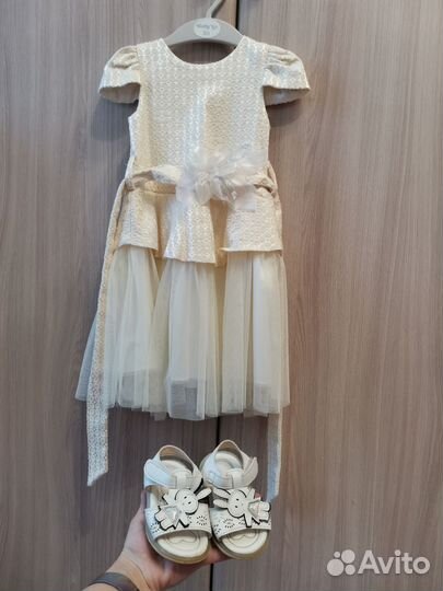 Нарядное платье для девочки