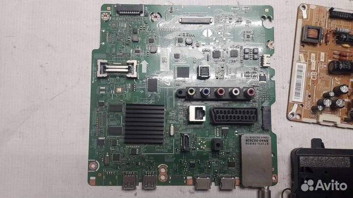 Запчасти от телевизора samsung ue 32f 4500