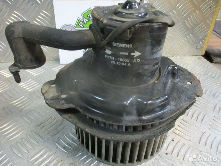 Моторчик отопителя Ford Explorer 1991-1994г