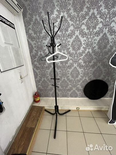 Вешалка напольная