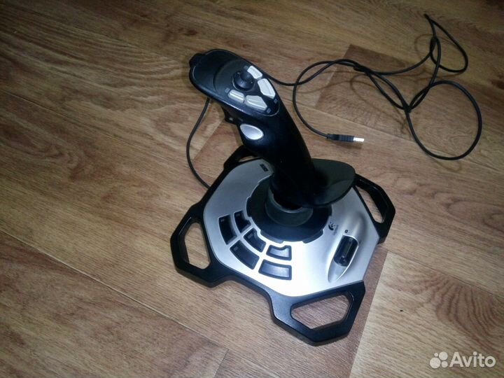 Джойстик Logitech Extrime 3D Pro