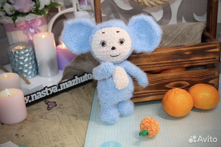 Плюшевый голубой Чебурашка