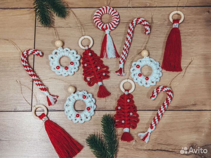 Набор ёлочных игрушек макраме
