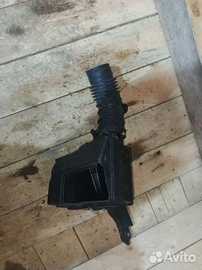 Корпус воздушного фильтра Nissan Qashqai J11