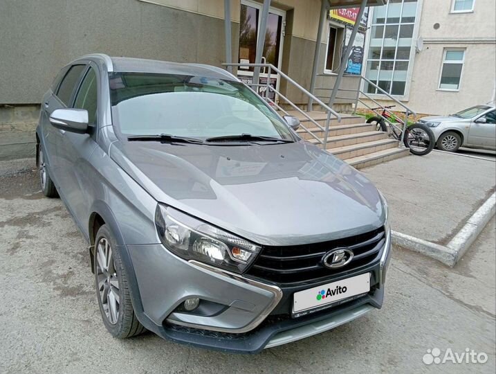 LADA Vesta Cross 1.6 CVT, 2019, 37 000 км