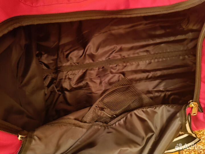 Хоккейный баул на колесах