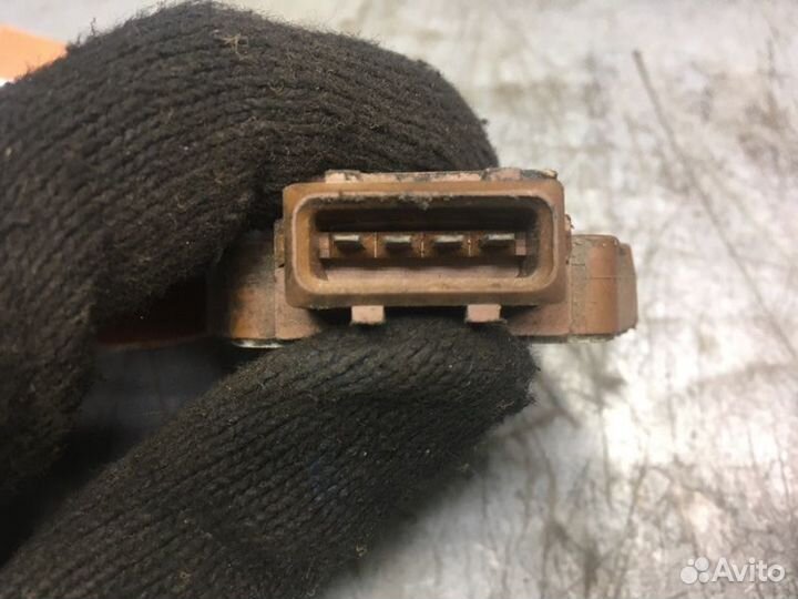 Коммутатор Audi A6 C4 1994-1997